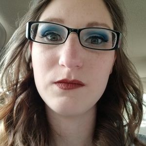 Meet your Posher, Glenna